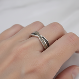 Ring with Ashes in Crossed Bands of Silver