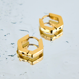 Hexagonal Rings